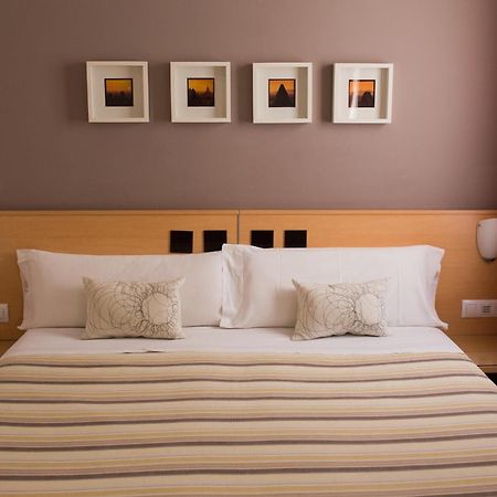 Hostal Albero By Eme Hoteles Sanlúcar la Mayor Εξωτερικό φωτογραφία