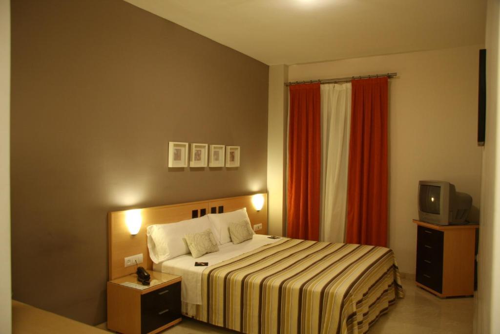 Hostal Albero By Eme Hoteles Sanlúcar la Mayor Εξωτερικό φωτογραφία
