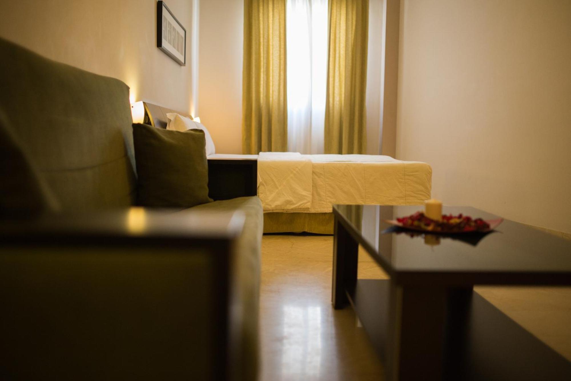 Hostal Albero By Eme Hoteles Sanlúcar la Mayor Εξωτερικό φωτογραφία