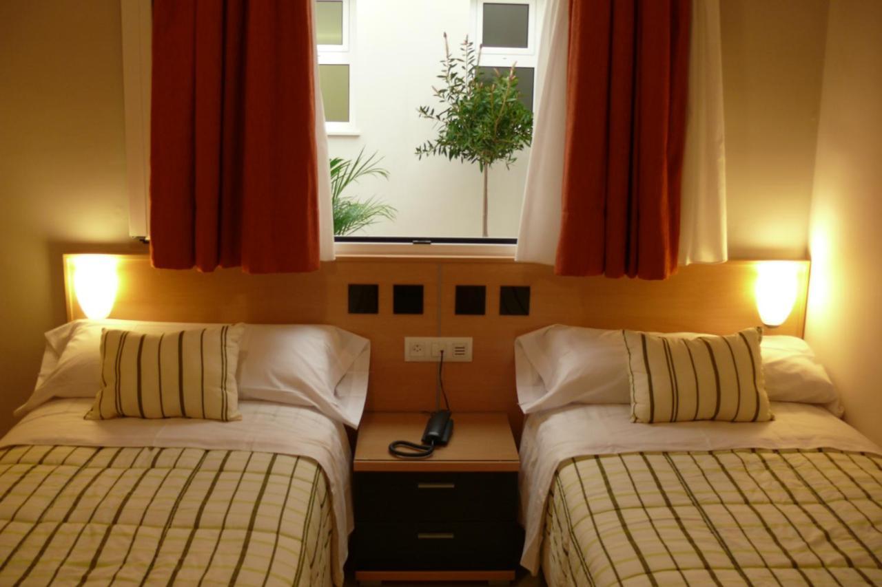 Hostal Albero By Eme Hoteles Sanlúcar la Mayor Εξωτερικό φωτογραφία