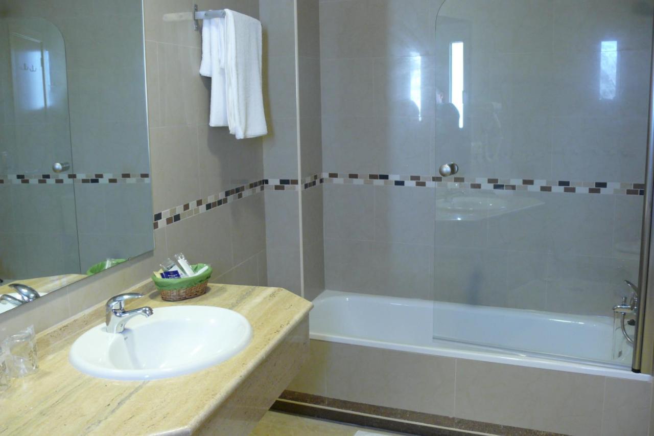 Hostal Albero By Eme Hoteles Sanlúcar la Mayor Δωμάτιο φωτογραφία
